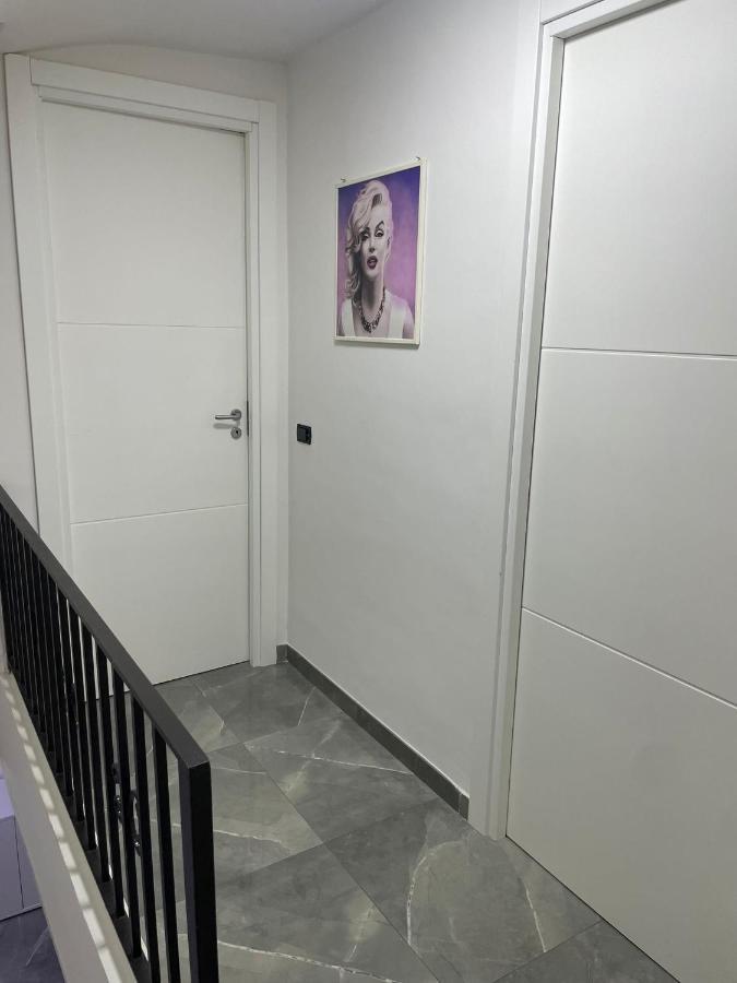 Casa Krizia 1 Apartment Napoli Ngoại thất bức ảnh