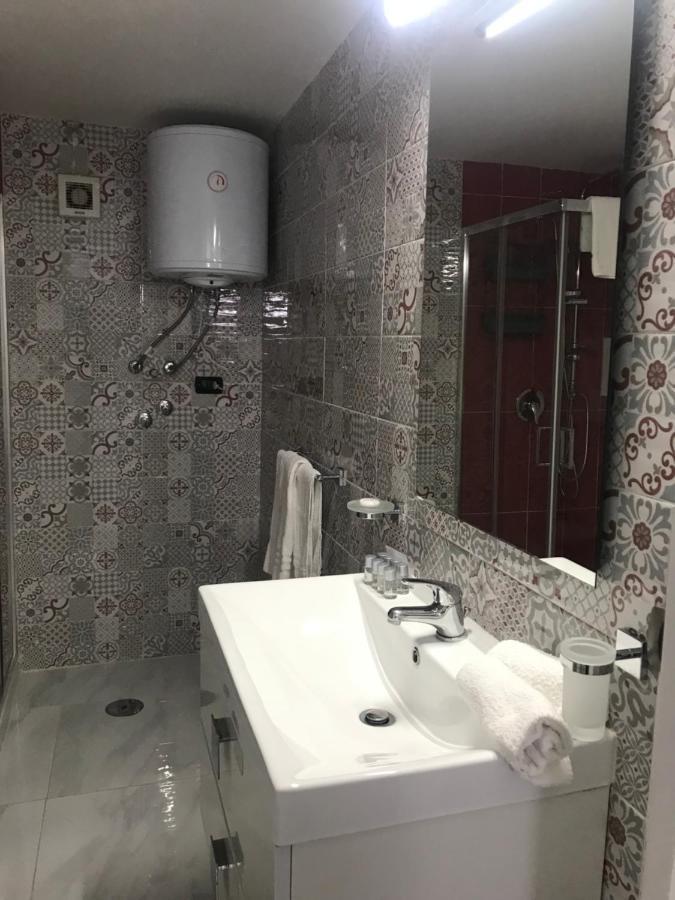 Casa Krizia 1 Apartment Napoli Ngoại thất bức ảnh